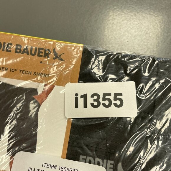 NEW Eddie Bauer Rainier 10” Tech Shorts Men’s 32 Cargo Outdoor Black i1355 - Picture 9 of 9